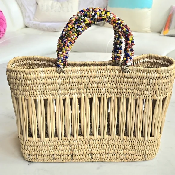 NWOT Chacha d'amour Straw Market Tote w/ Beaded Handles - Picture 3 of 16